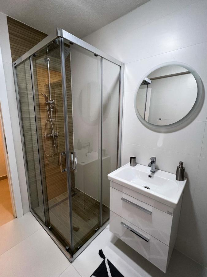 Apartment Vils Promenade Сараево Екстериор снимка